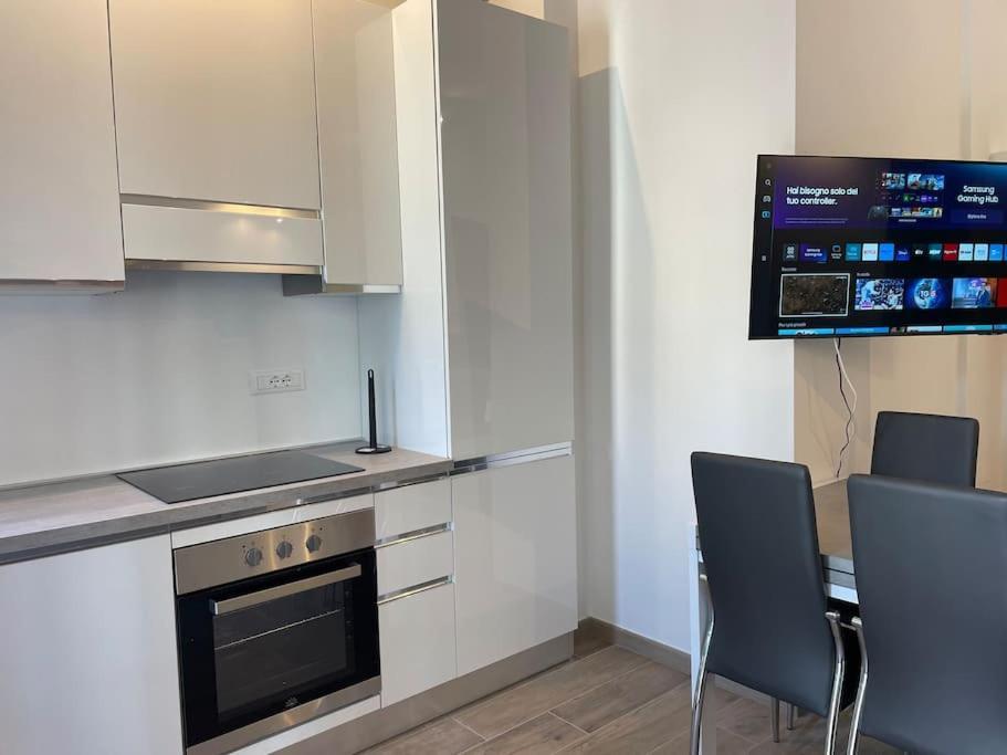 Marina House - Iulm Navigli San Paolo Apartment มิลาน ภายนอก รูปภาพ